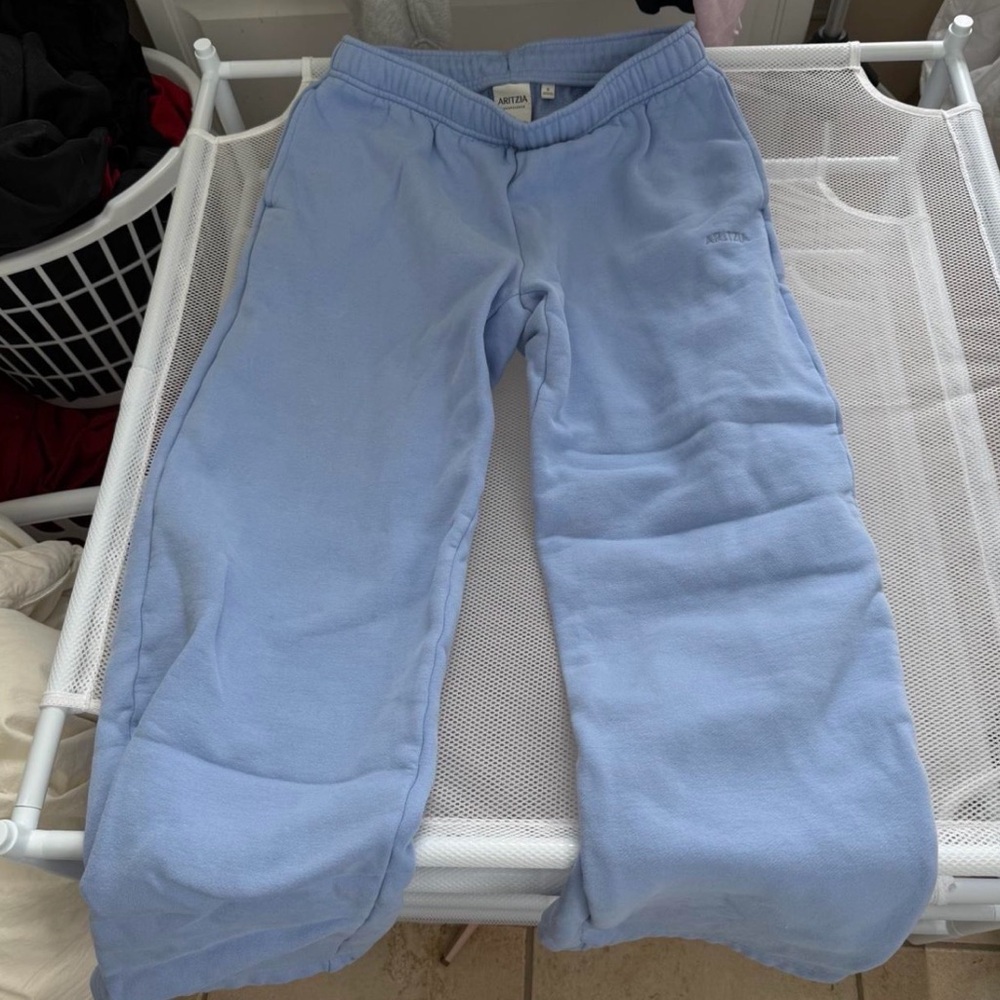 Aritzia Dayflower Blue Joggers